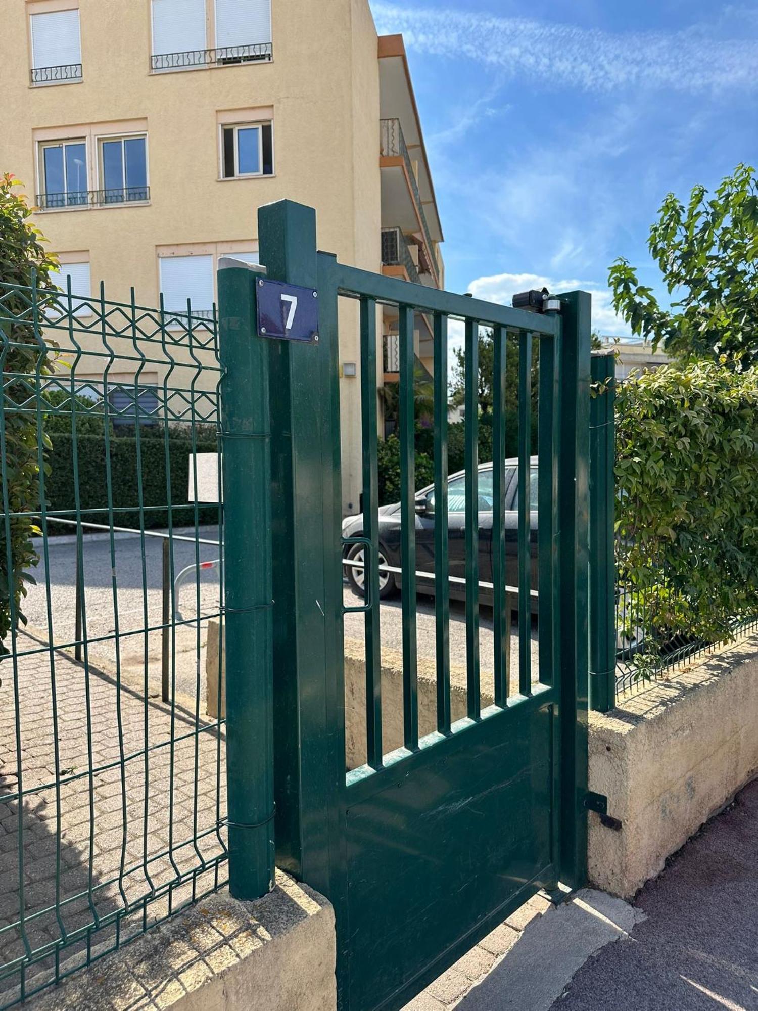 Apartmán Saint-Tropez Florida Exteriér fotografie